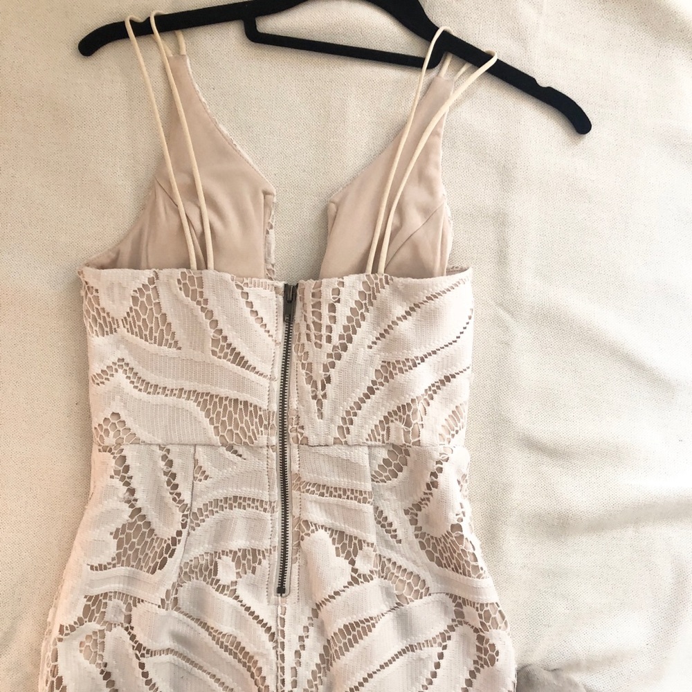 Dress - Picture 3 of 5